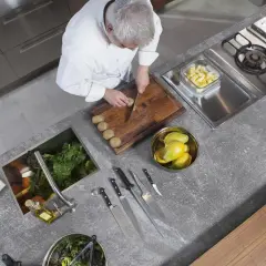 Z czego zrobić blat kuchenny? 7 materiałów - wady i zalety