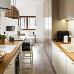 Jak odnowić blat w kuchni: 10 skutecznych metod DIY