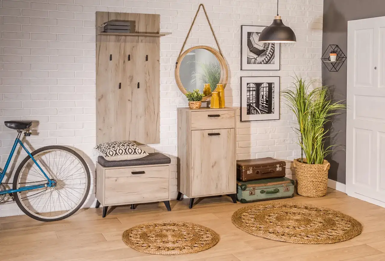 Zdjęcie Najlepsze dekoracje ścienne do przedpokoju: 10 inspirujących pomysłów